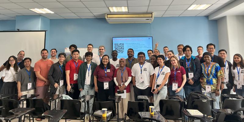 Group photo during "The Role of Crowdsourced Damage Assessment in Disaster Response and Recovery" session | Photo: Louise Yvonne Paje