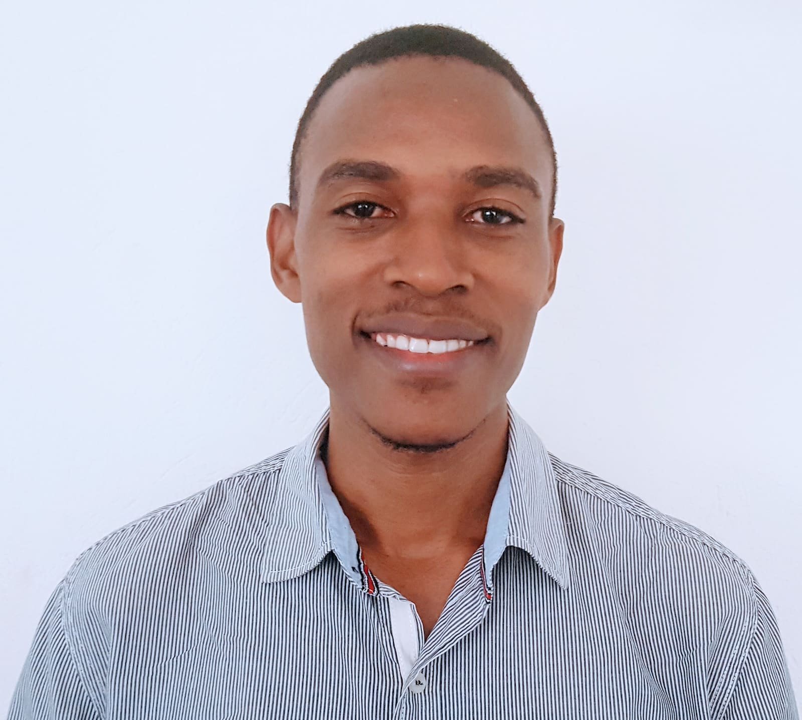 https://cdn.hotosm.org/website/GeoffreyKateregga.jpg