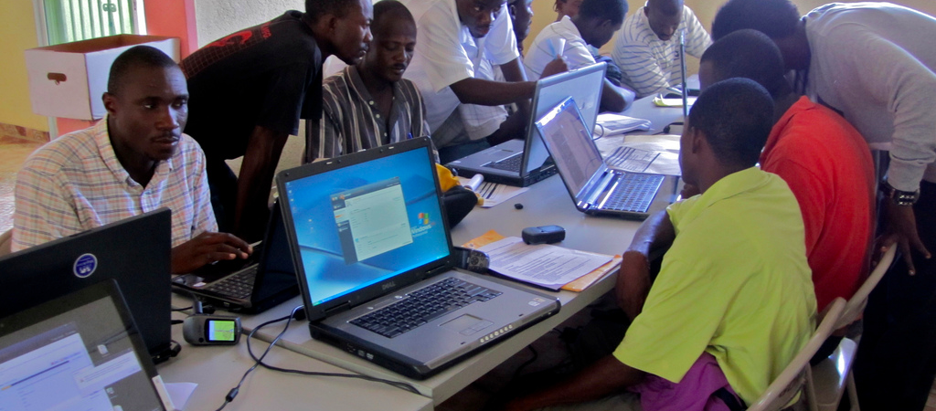 https://cdn.hotosm.org/website/Haiti+(1)-205990.png