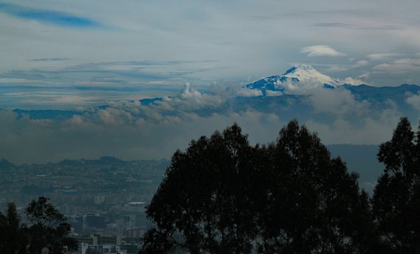 https://cdn.hotosm.org/website/LAC_VolcanesEcuador1.jpeg